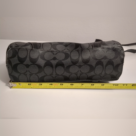 Coach Duffle EW Signature 18924 Black & Dark Gray Leather Bag - Picture 11 of 11